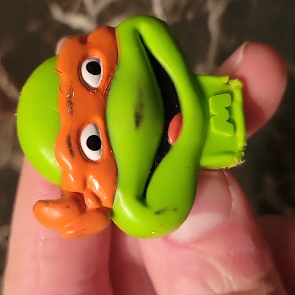 1990 Teenage Mutant Ninja Turtles TMNT 'Michaengelo Nabisco Cereal Premium Ring! - Picture 2 of 6